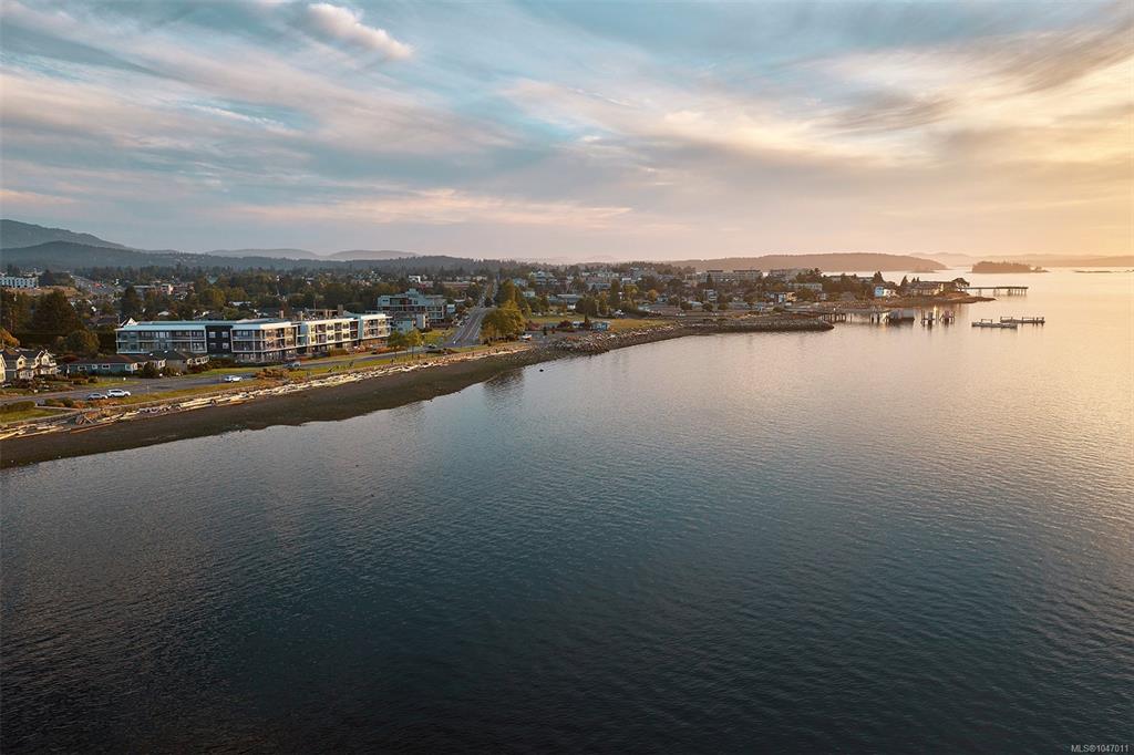 Main View of 9522 Lochside Dr, Sidney, BC, V8L 1N8