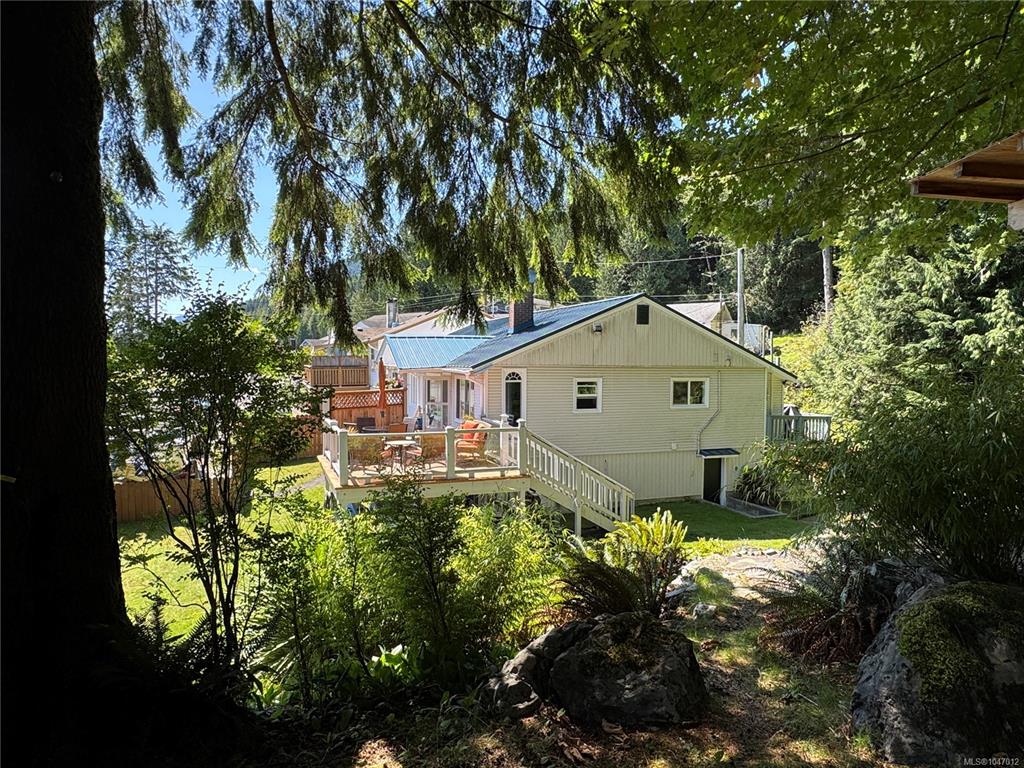 Third View of 929 Princess Victoria View, Tahsis, BC, V0P 1X0