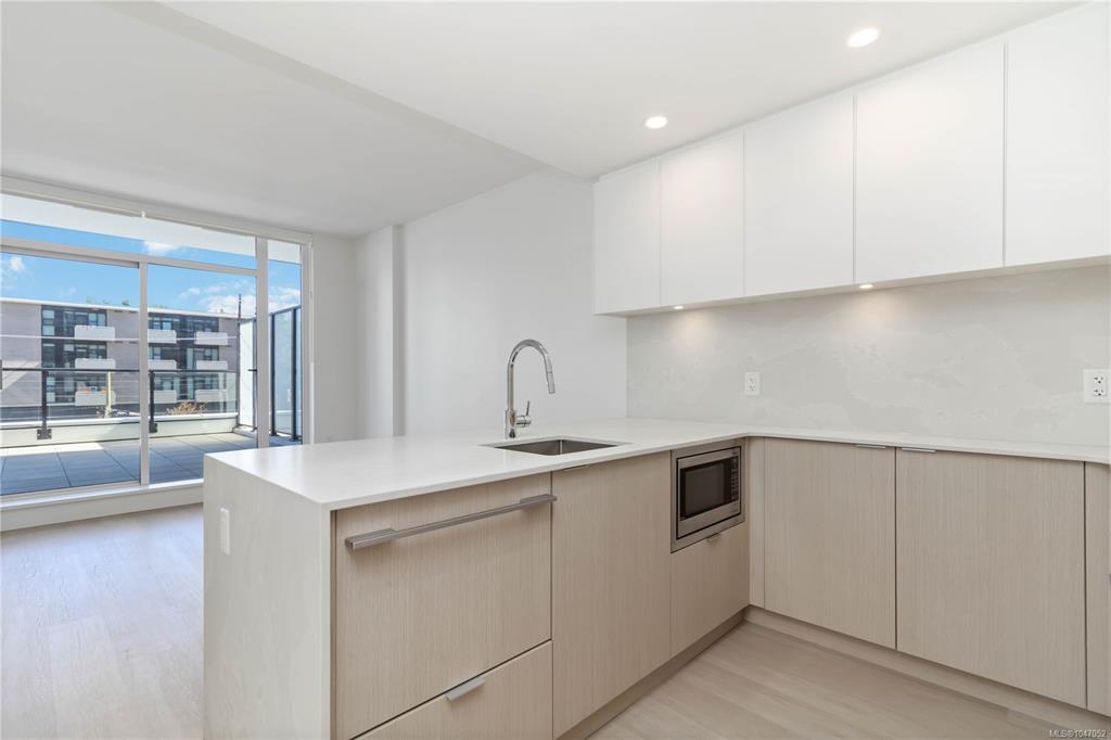 Fifth View of 1100 Yates St, Nest, Victoria, BC, V8V 3M8