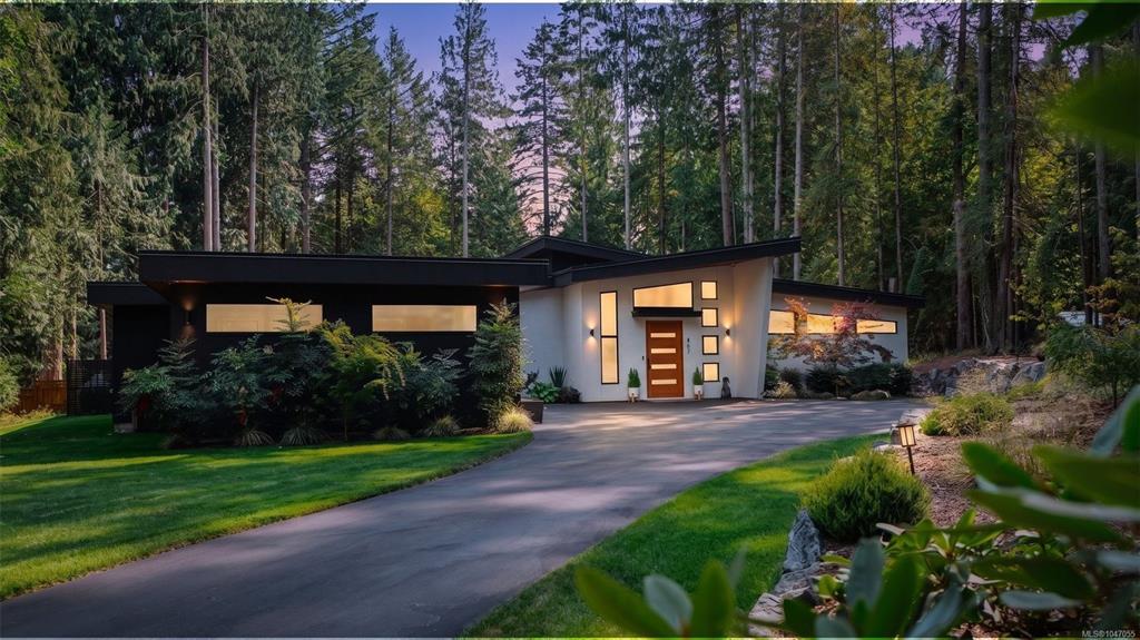 867 Bradley Dyne Rd, 1047055, BC,