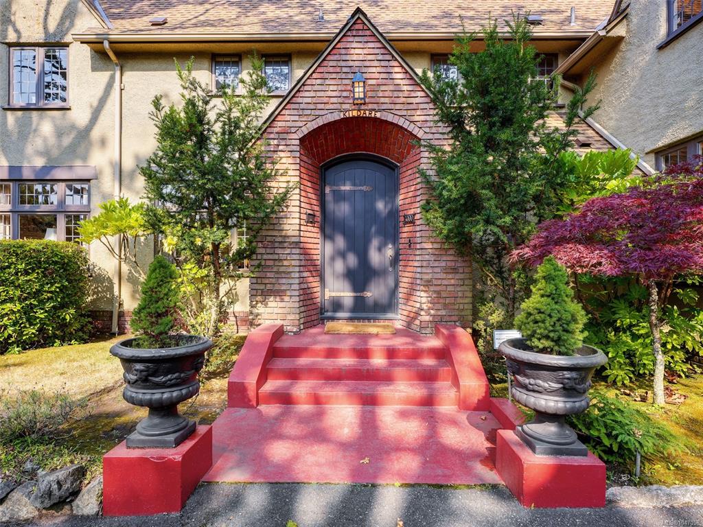 Third View of 3000 Uplands Rd, Oak Bay, BC, V8R 6B1