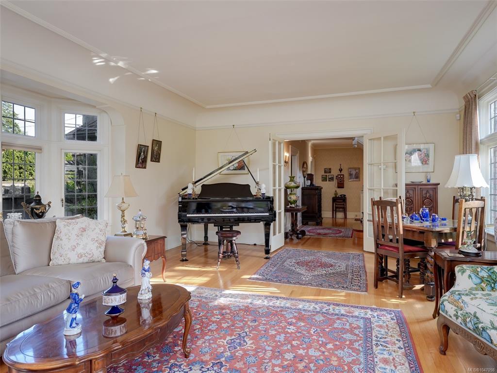 Fifth View of 3000 Uplands Rd, Oak Bay, BC, V8R 6B1