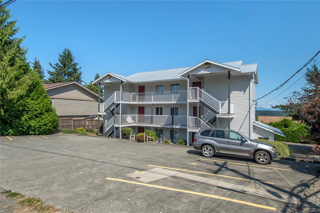 Fourth View of 695 Upland Dr, Campbell River, BC, V9W 2A7