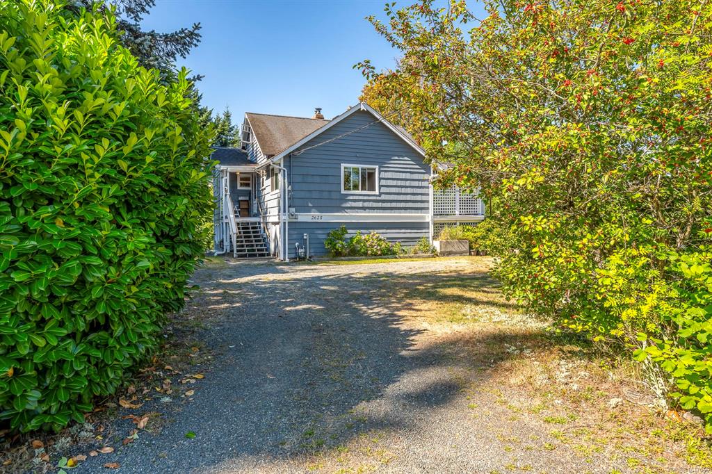 2625 Urquhart Ave, 1047066, BC,