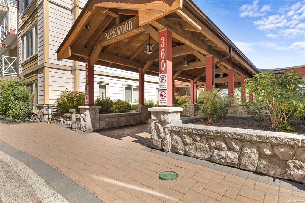Third View of 360 Goldstream Ave, Parkwood Manor, Colwood, BC, V9B 2W3
