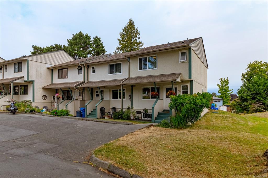 Fourth View of 640 Broadway St, Orchard Hills, Saanich, BC, V8Z 2G4