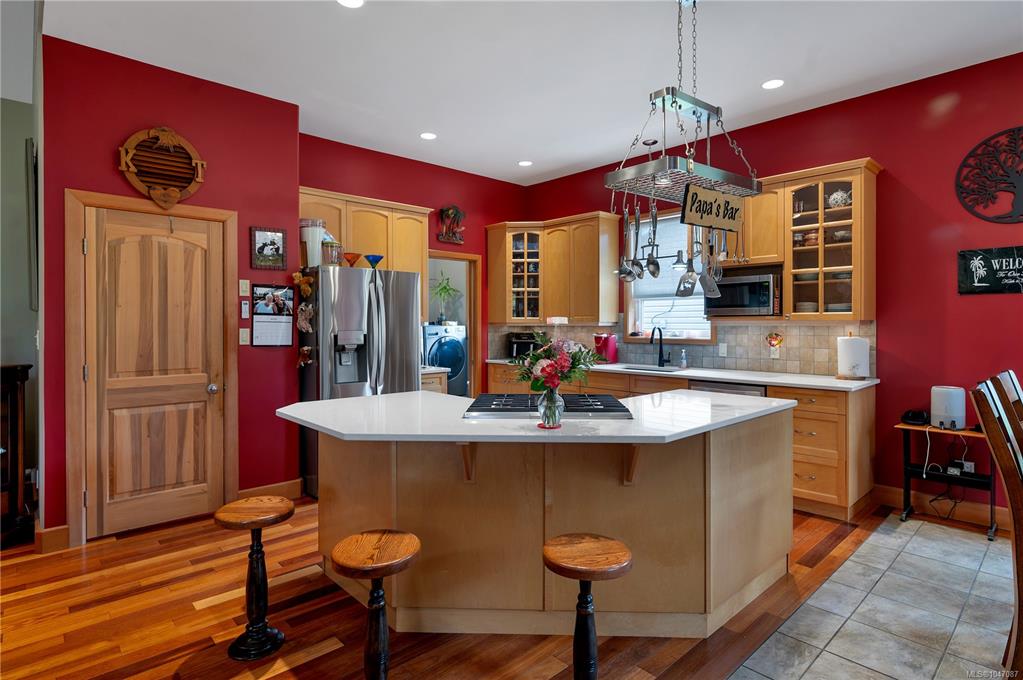 Fourth View of 240 Carolyn Rd, Campbell River, BC, V9W 5M6