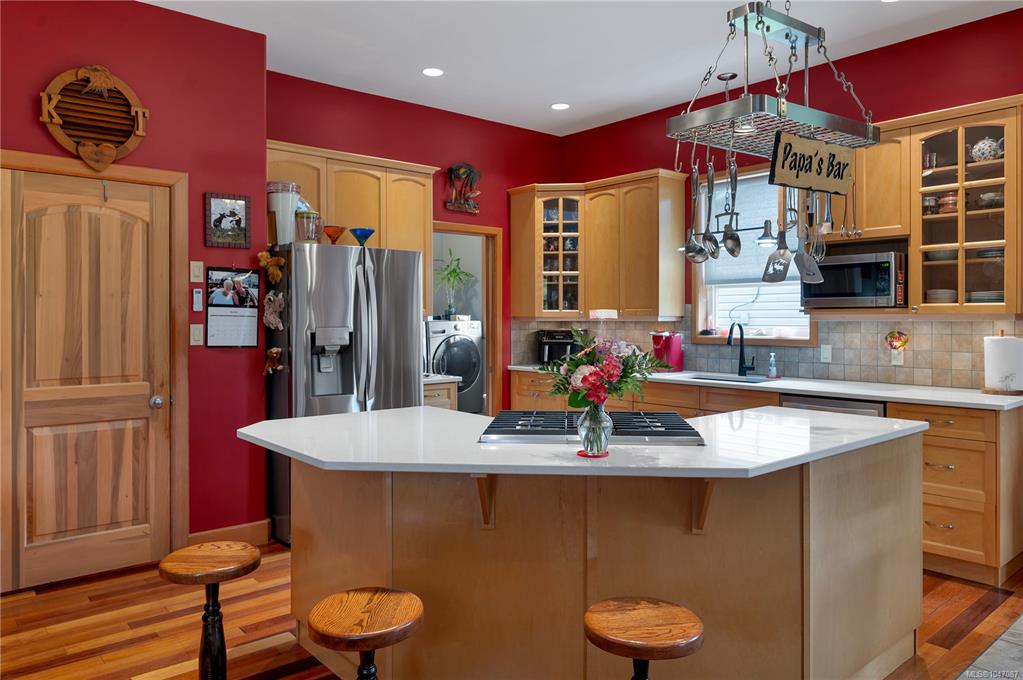 Fifth View of 240 Carolyn Rd, Campbell River, BC, V9W 5M6