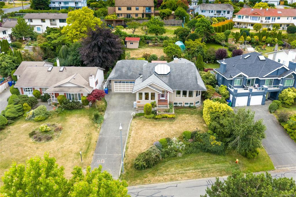 Second View of 5213 Fillinger Cres, Nanaimo, BC, V9V 1H7
