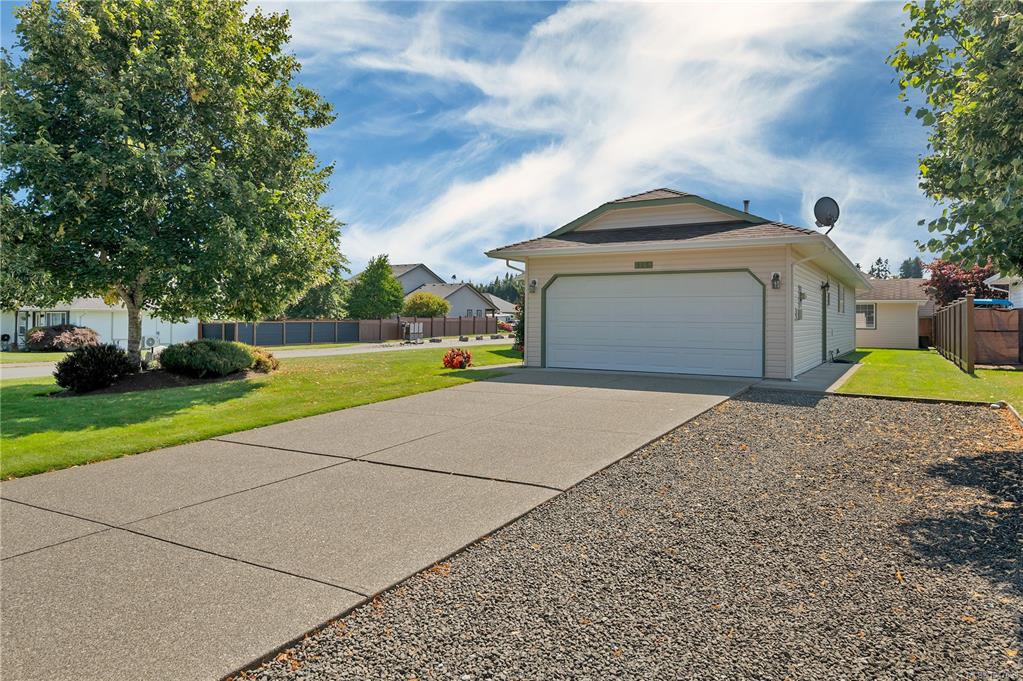 Third View of 115 Colorado Dr, Campbell River, BC, V9H 1N2