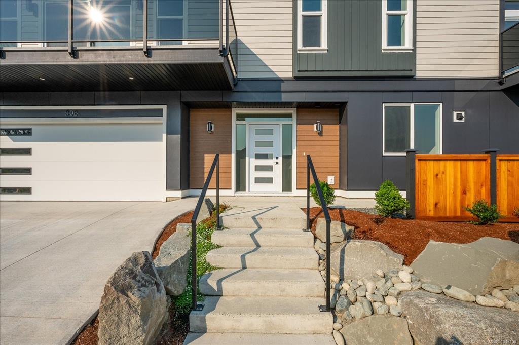 Third View of 908 Craig Rd, Ladysmith, BC, V9X 1K5