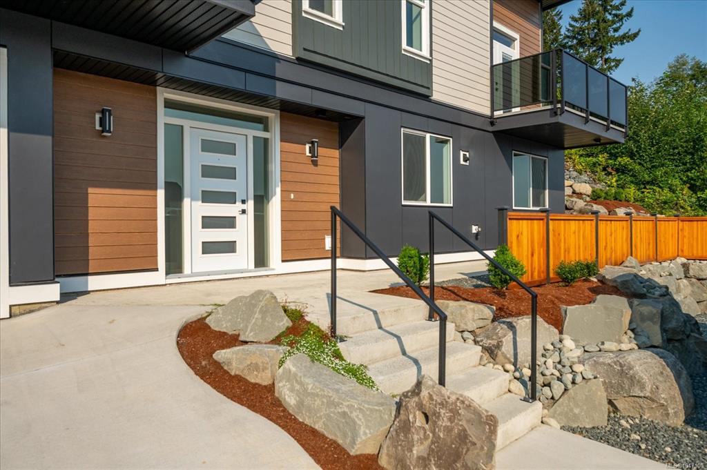Fourth View of 908 Craig Rd, Ladysmith, BC, V9X 1K5
