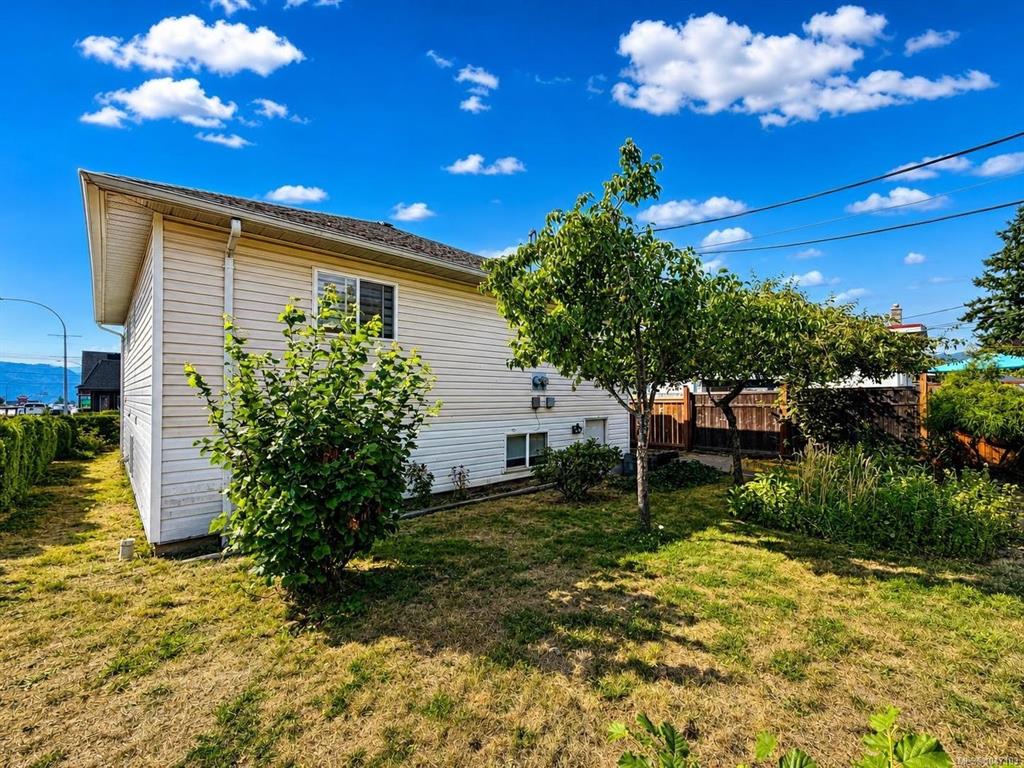 Fifth View of 3813 14th Ave, Port Alberni, BC, V9Y 5C1