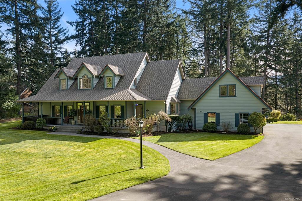 Third View of 1228 Garden Gate Dr, Central Saanich, BC, V8M 2H6