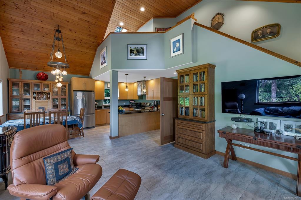 Third View of 799 Smiths Rd, Quadra Island, BC, V0P 1N0