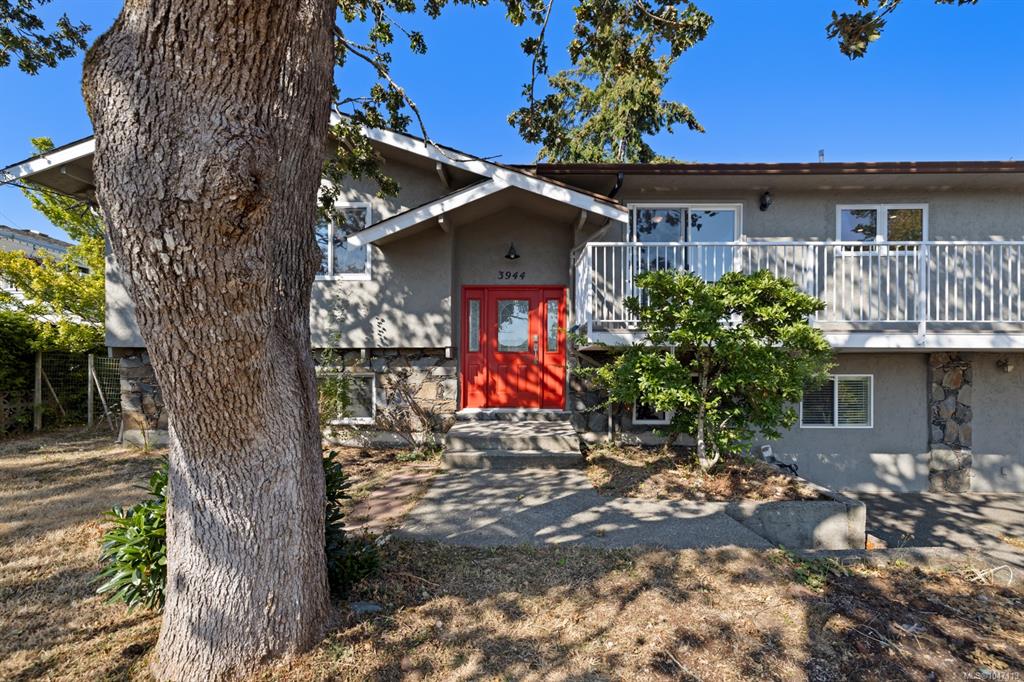 Fifth View of 3944 Circle Dr, Metchosin, BC, V9C 4A9
