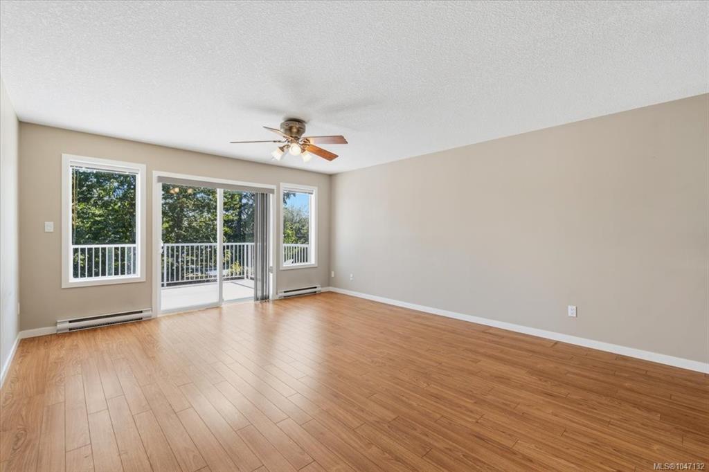 Fifth View of 900 Georgia Ave, Nanaimo, BC, V9R 5W8