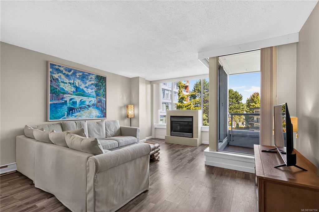 325 Maitland St, 1047134, BC,