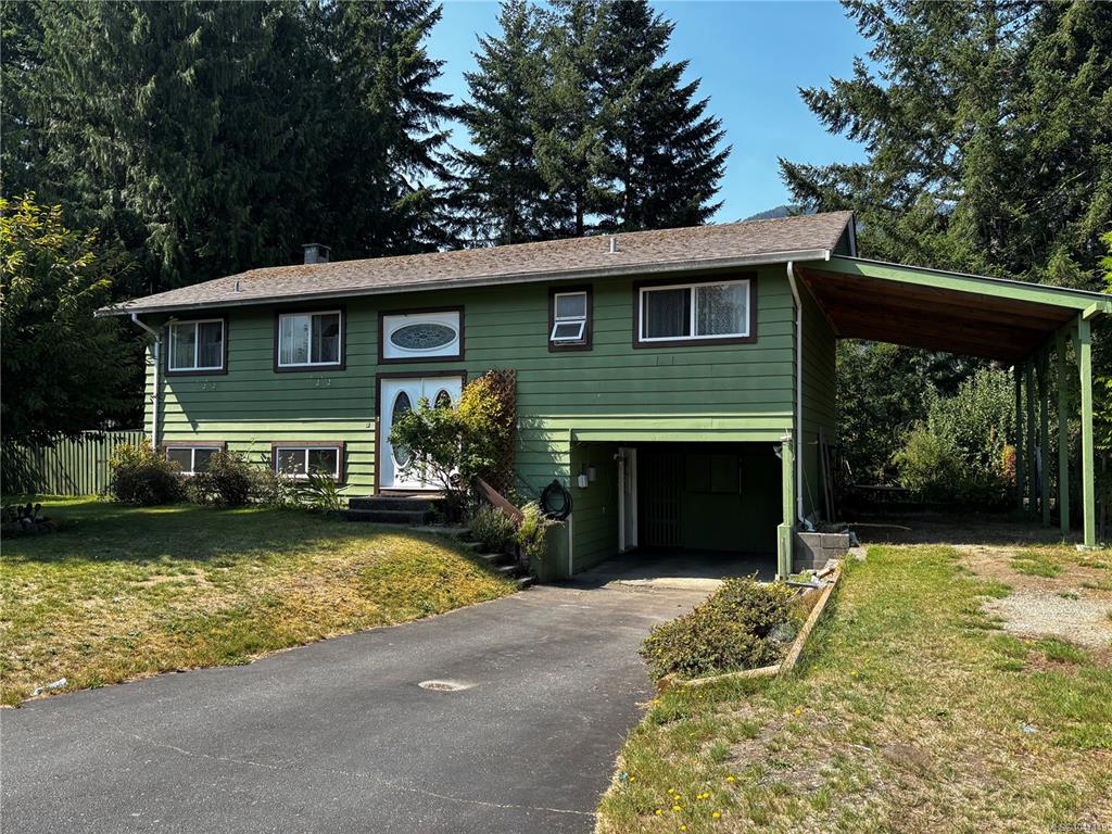 390 Alder Cres, 1047149, BC,