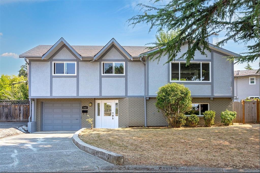Second View of 1822 Fairhurst Ave, Saanich, BC, V8N 1P4