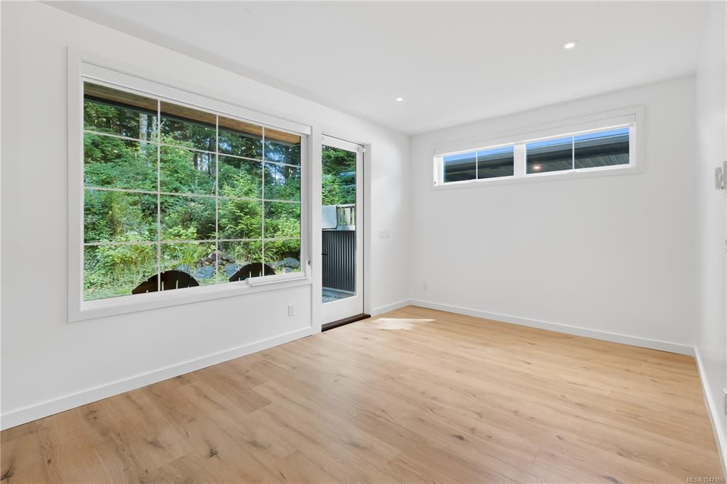 Fifth View of 590 Marine Dr, Ucluelet, BC, V0R 3A0