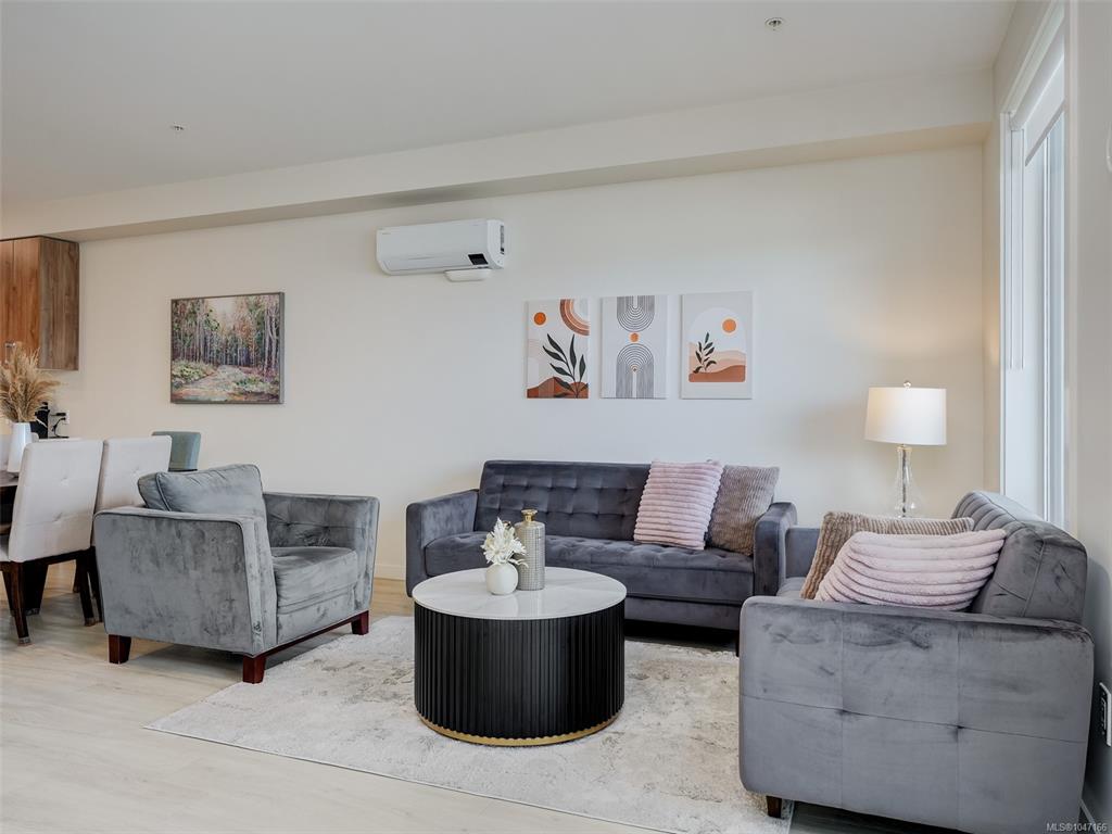 Fifth View of 842 Orono Ave, Langford, BC, V9B 2T8