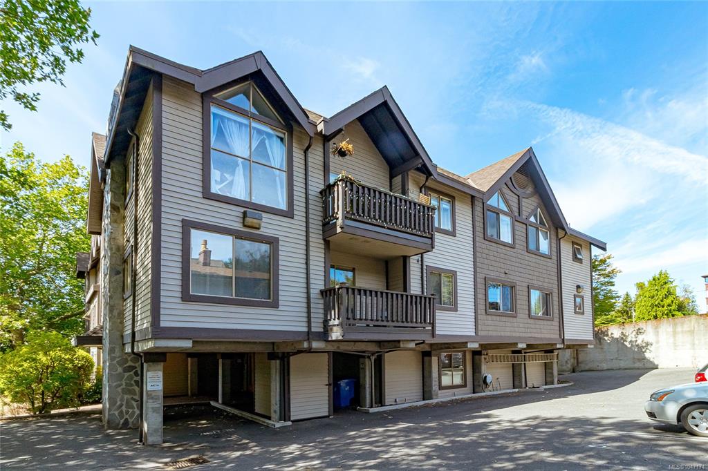 Second View of 108 Gorge Rd W, Saanich, BC, V9A 1M2
