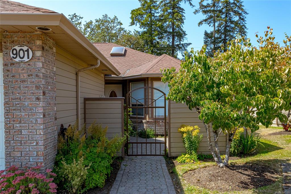Fourth View of 4515 Pipeline Rd, Arbour Glen, Saanich, BC, V8Z 5M3