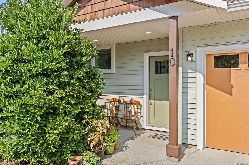 Second View of 2109 13 Th St, Parkside Estates, Courtenay, BC, V9N 0B1