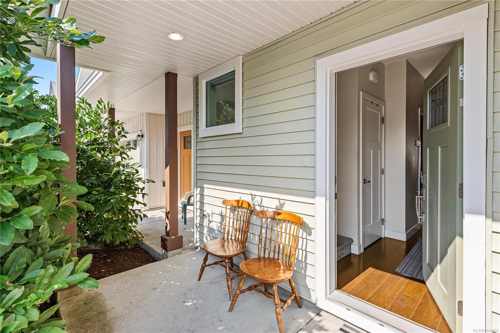 Fourth View of 2109 13 Th St, Parkside Estates, Courtenay, BC, V9N 0B1