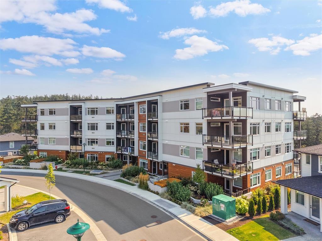 Third View of 2000 West Park Lane, View Royal, BC, V9B 3R7