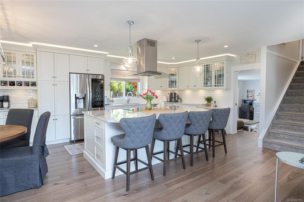 7859 Simpson Rd, 1047202, BC,