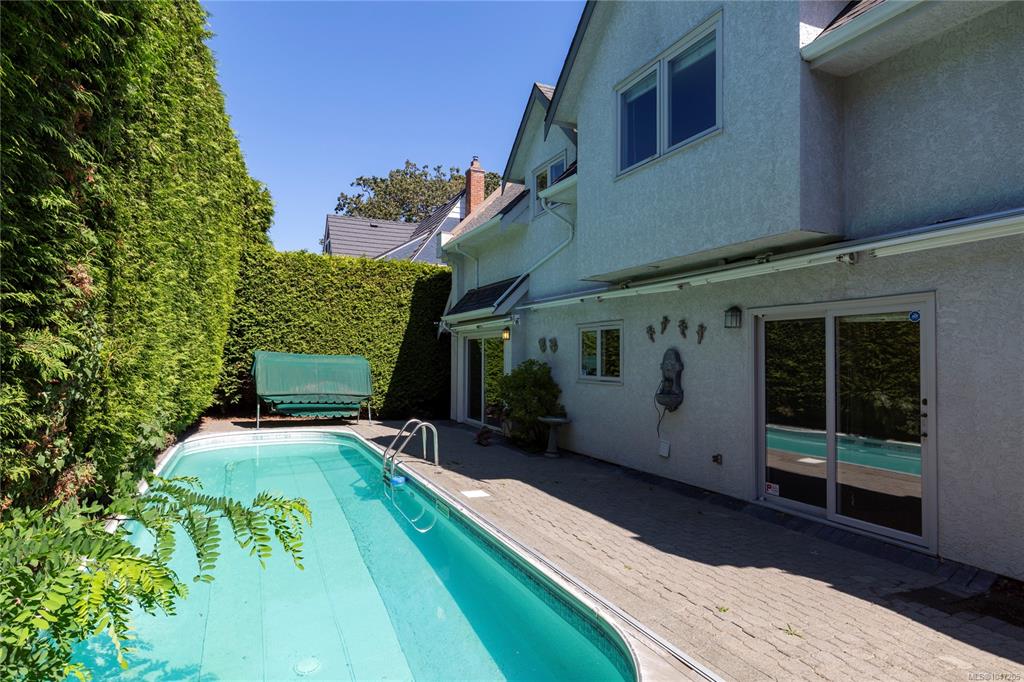 Third View of 1632 Beach Dr, Oak Bay, BC, V8R 6H8