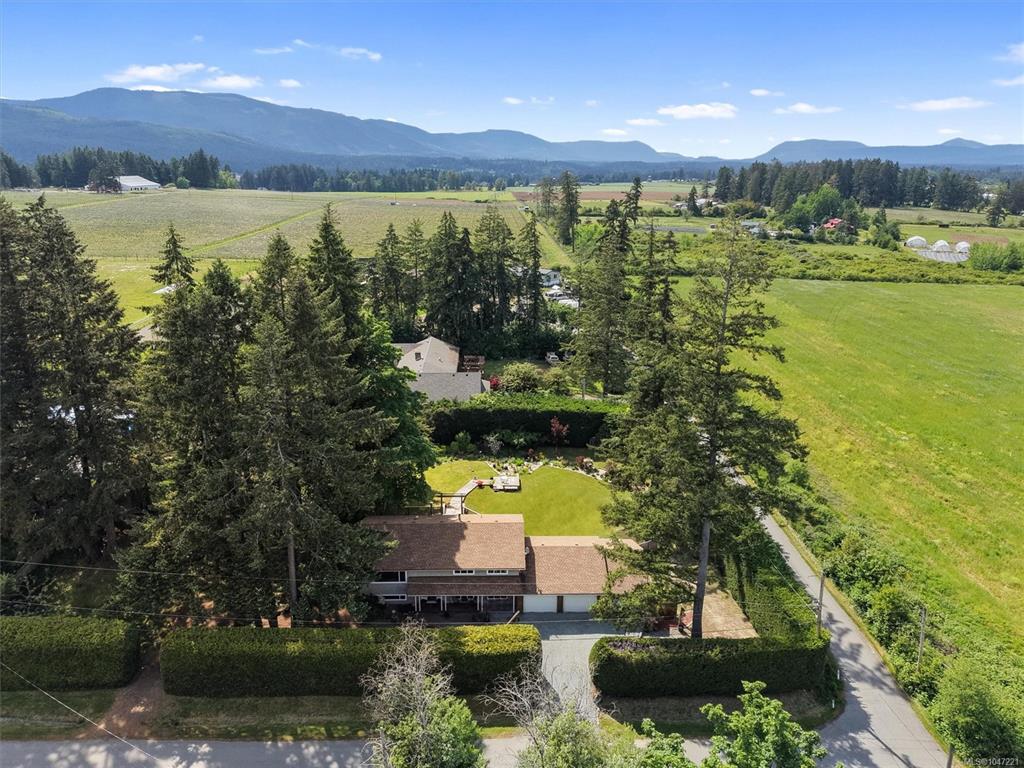 Second View of 4550 Weber Rd, Duncan, BC, V9L 6M2