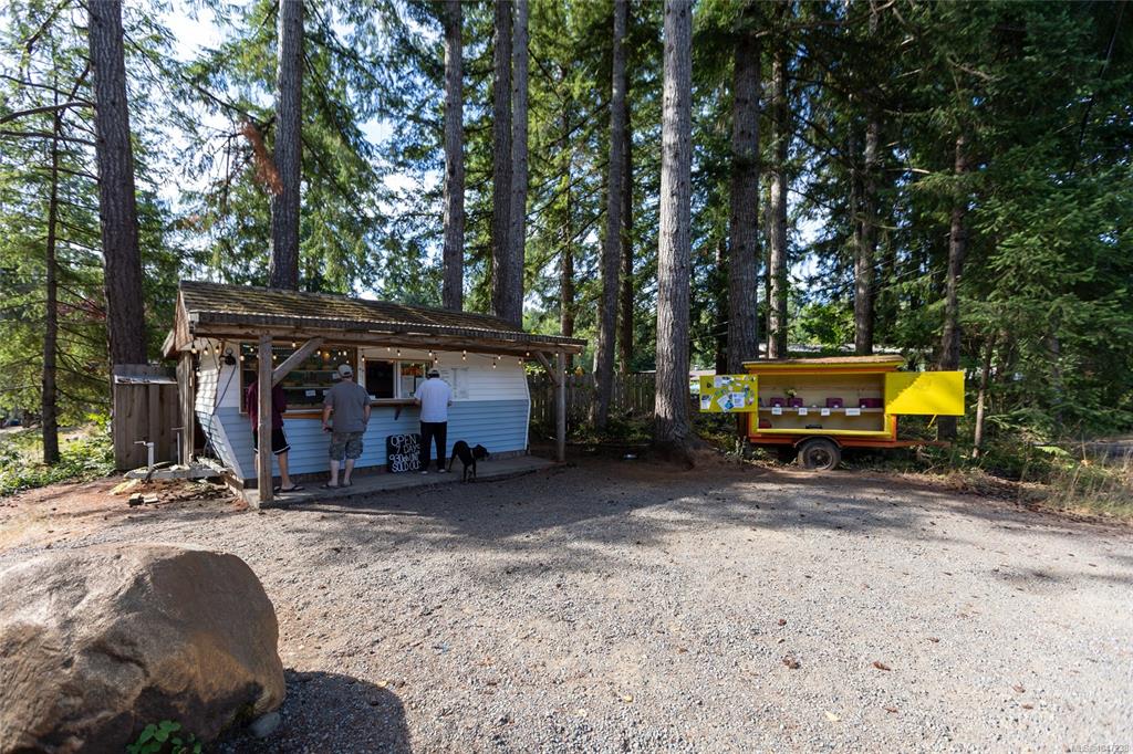 Fifth View of 2169 Regent Rd, Black Creek, BC, V9J 1A1