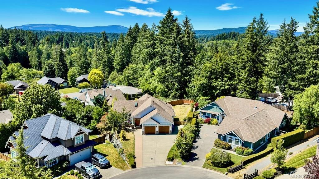 Fifth View of 897 Pratt Rd, Mill Springs, Mill Bay, BC, V8H 1H6