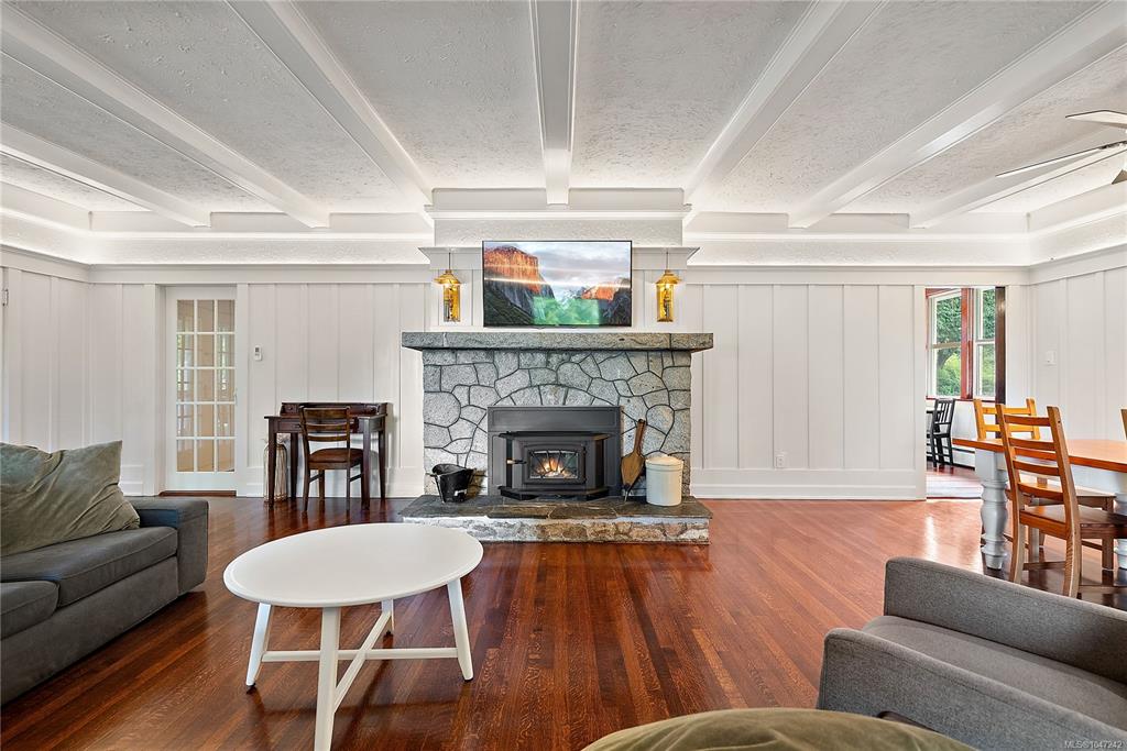 Fifth View of 600 Seacliffe Rd, North Saanich, BC, V8L 5W1