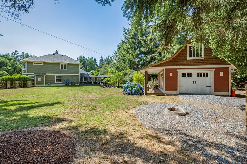 Fourth View of 2071 Saras Way, Nanaimo, BC, V9X 1K6