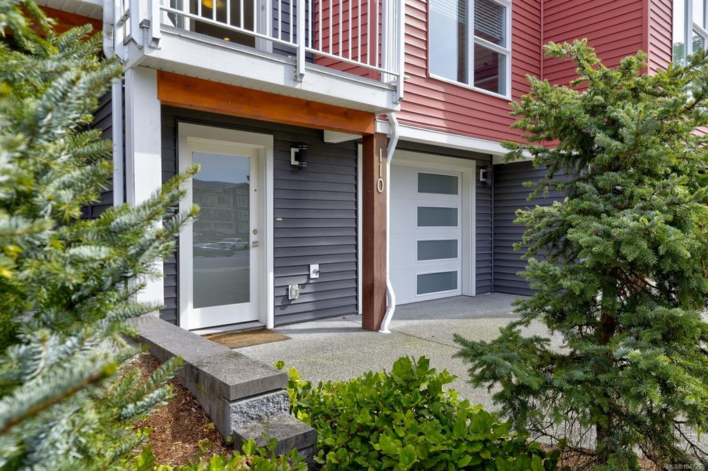 Third View of 1800 Summerhill Pl, Nanaimo, BC, V9S 0C7