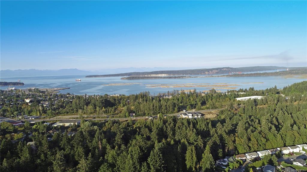 Third View of 971 Douglas Ave, Nanaimo, BC, V9R 6C1