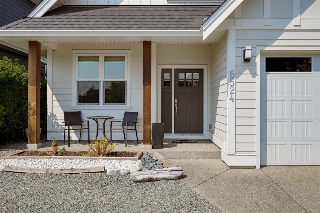Third View of 6524 Arranwood Dr, Sooke, BC, V9Z 0W3
