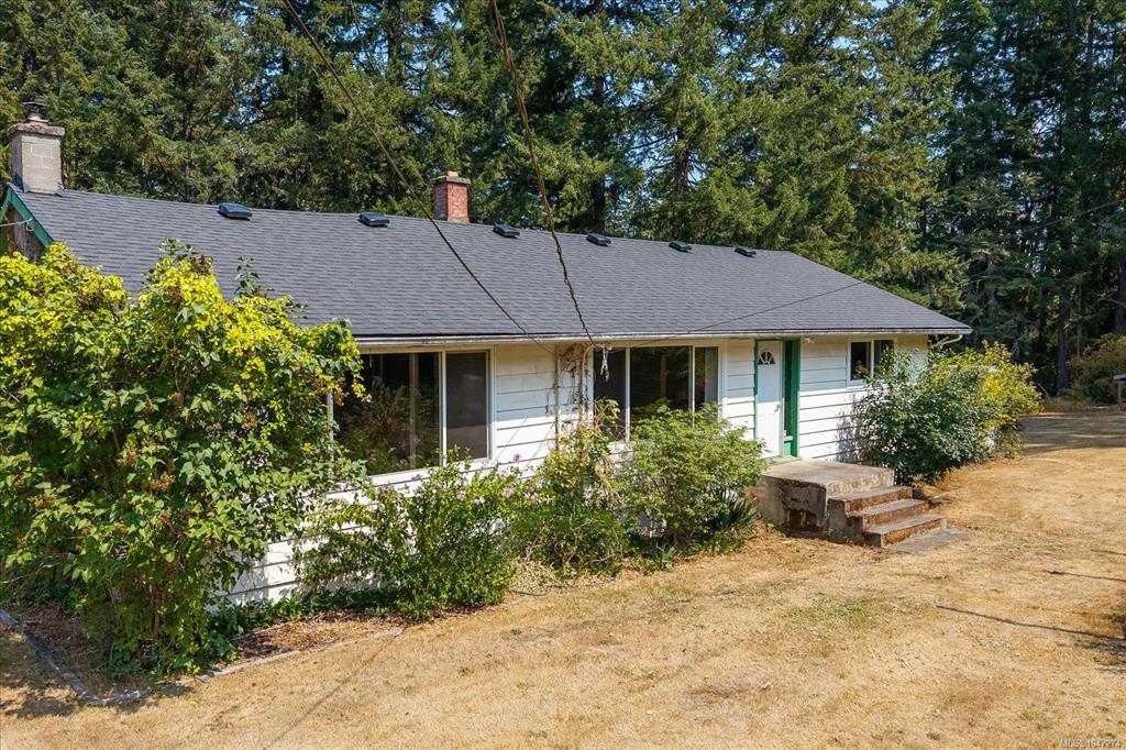 Third View of 3410 Durnin Rd, Nanaimo, BC, V9R 6V5