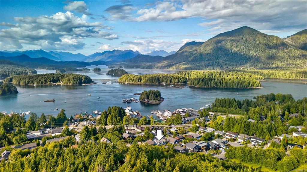 Fourth View of 607 Pfeiffer Cres, Tofino, BC, V0R 2Z0