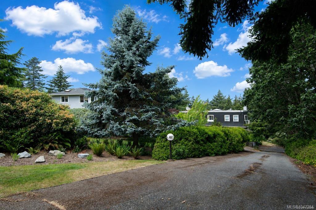 Fourth View of 3967 Juan De Fuca Terr, Saanich, BC, V8N 5W9