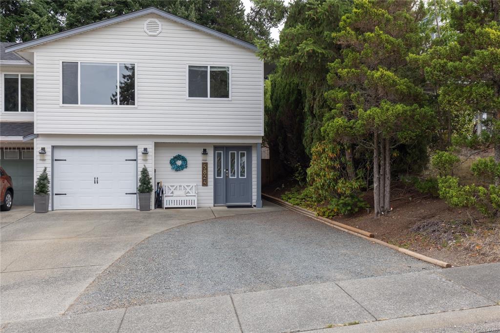 5824 Carrington Rd, 1047285, BC,