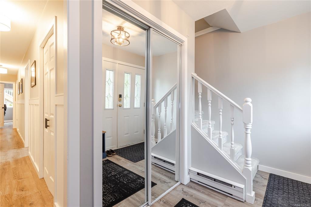 Third View of 5824 Carrington Rd, Nanaimo, BC, V9T 6C2