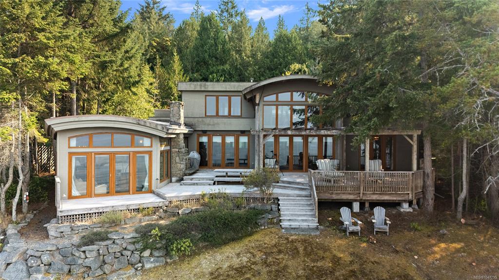 Third View of 2 37 Salamanca Rd, Galiano Island, BC, V0N 1P0