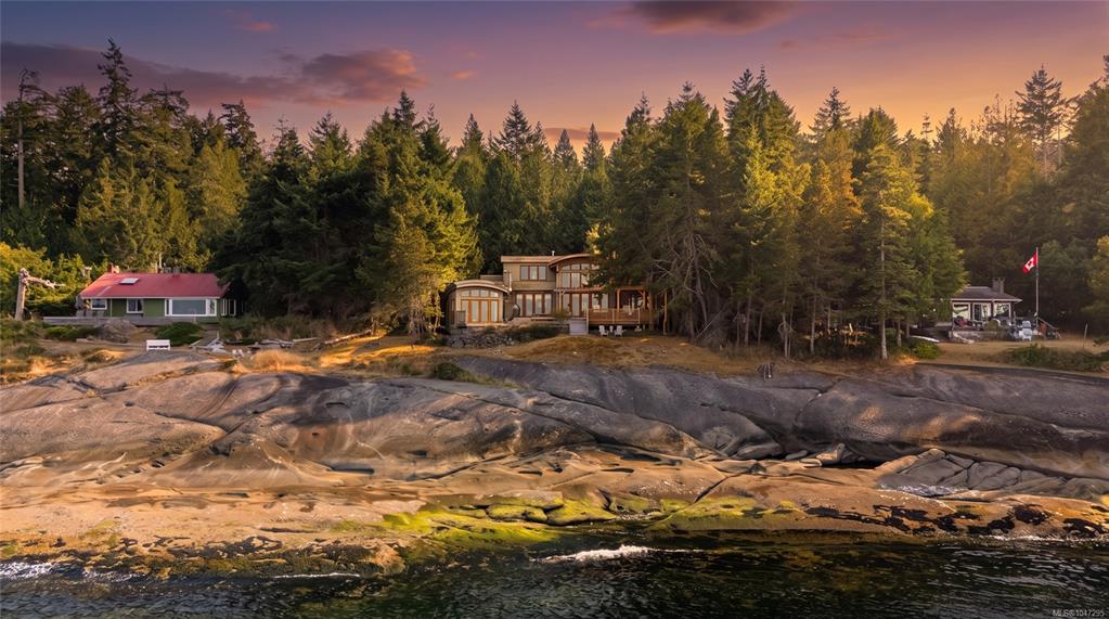 Fourth View of 2 37 Salamanca Rd, Galiano Island, BC, V0N 1P0