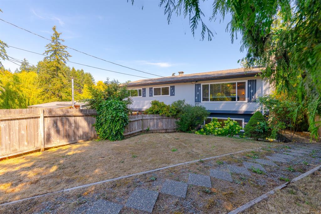 1574 Macmillan Rd, 1047296, BC,