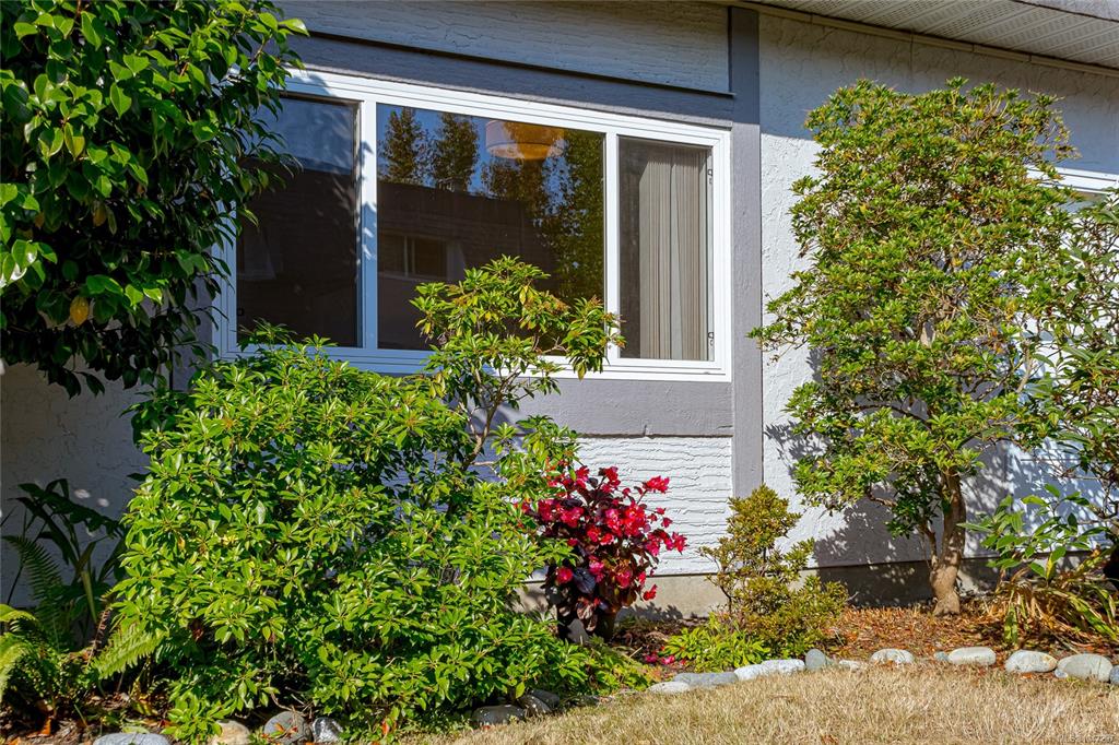 Fourth View of 946 Market St, Victoria, BC, V8T 2E9
